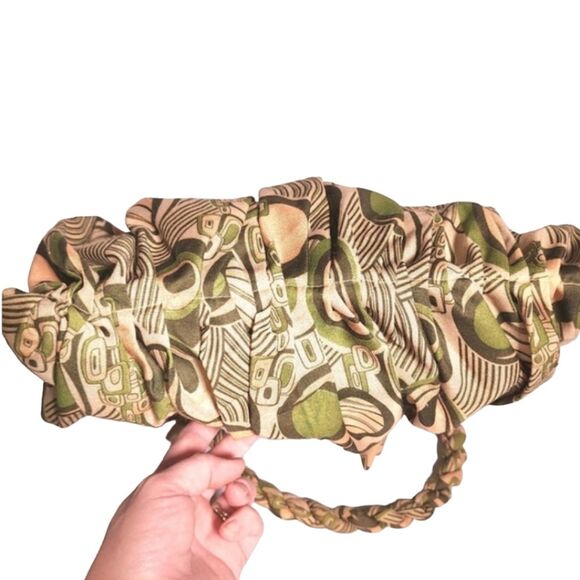 Sun 'N Sand Green and Tan Woven Straw & Fabric Summer Tote 12"X14"(flat) - Picture 7 of 11